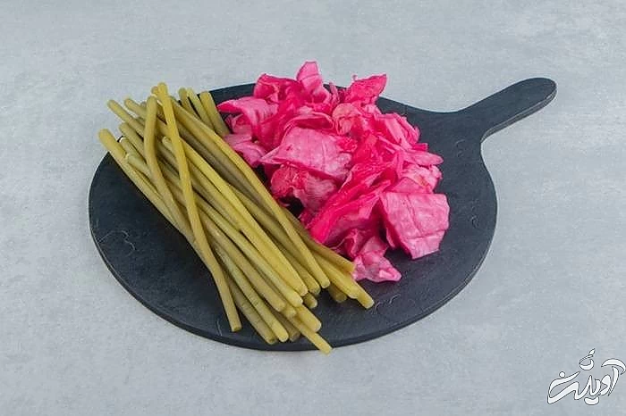 طرز تهیه کلم قرمز ترشی کلم